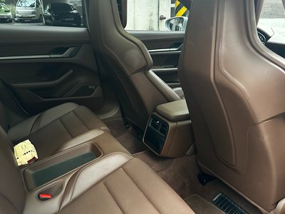 2023 Porsche TAYCAN 缩略图 11