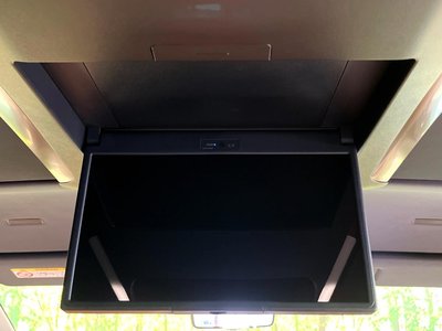 2025 Toyota VELLFIRE photo 6