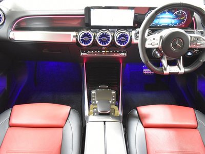 2022 Mercedes-BENZ GLB AMG 照片 2