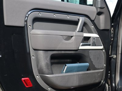 2023 LAND Rover DEFENDER — миниатюра 32