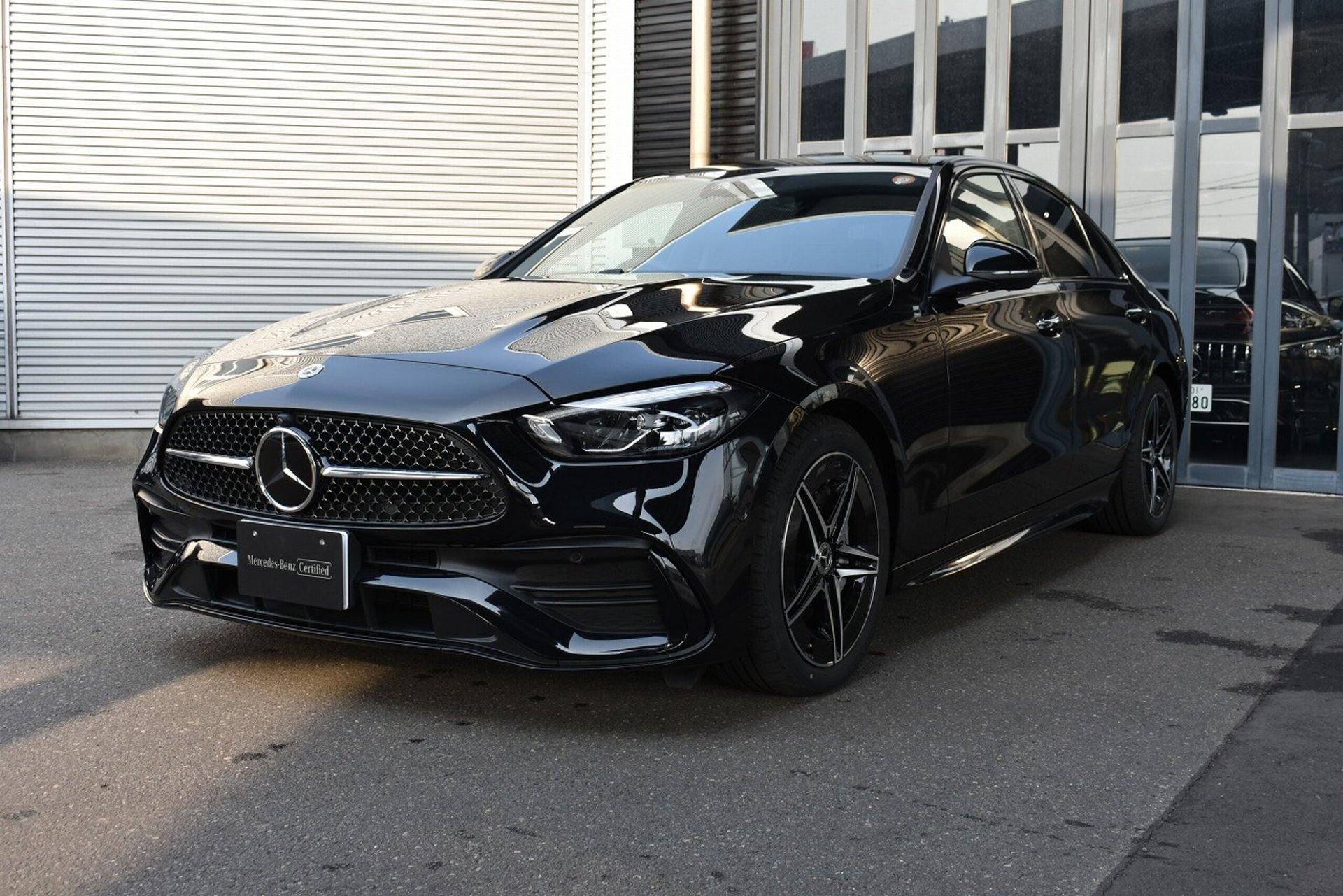 MERCEDES-BENZ C-CLASS - View 1