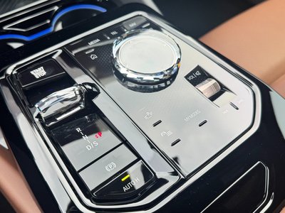 BMW 5 SERIES - 9