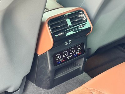 صورة مصغرة 17 لـ 2025 BMW 5 SERIES