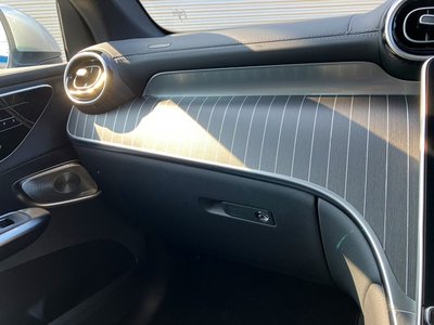 2025 Mercedes-BENZ GLC — миниатюра 13