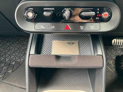2024 MINI COOPER COUNTRYMAN — миниатюра 25