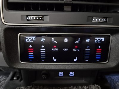 صورة مصغرة 19 لـ 2021 AUDI Q7