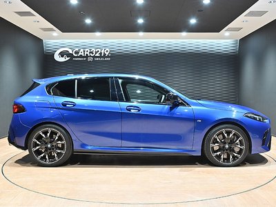BMW 1 SERIES - 10