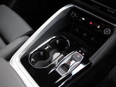 2025 AUDI Q5 缩略图 11