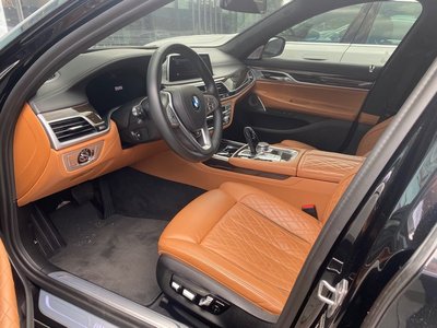 BMW 7 SERIES - 6