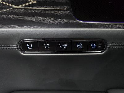 2025 Genesis G90 (RS4) thumbnail 27