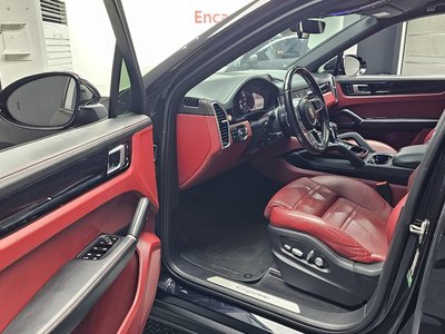 PORSCHE CAYENNE - 10