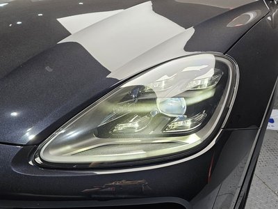 PORSCHE CAYENNE - 10