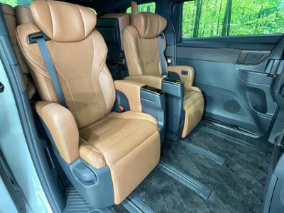 TOYOTA VELLFIRE - 9