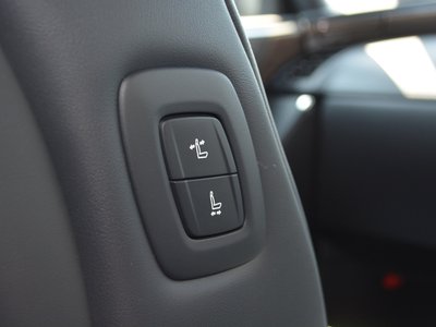 صورة 69 لـ 2026 Toyota VELLFIRE