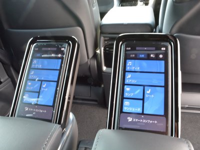 صورة 76 لـ 2026 Toyota VELLFIRE