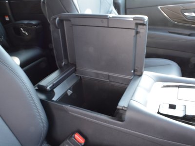صورة 57 لـ 2026 Toyota VELLFIRE