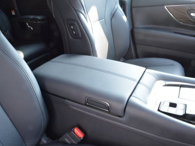 صورة 56 لـ 2026 Toyota VELLFIRE