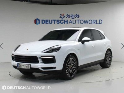 صورة 1 لـ 2021 Porsche CAYENNE