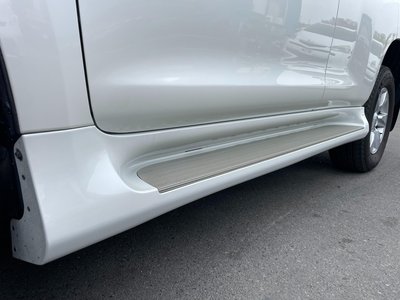 TOYOTA LAND CRUISER PRADO - 7