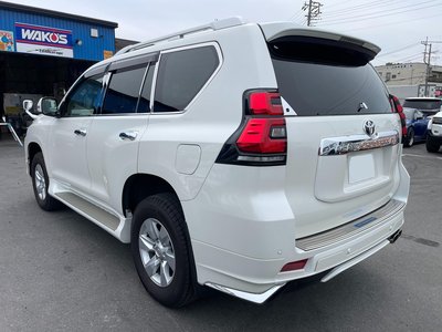 TOYOTA LAND CRUISER PRADO - 9