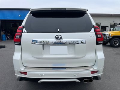 TOYOTA LAND CRUISER PRADO - 3