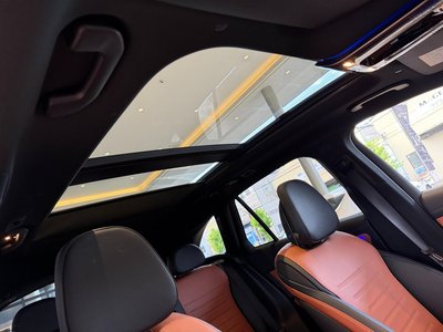 MERCEDES-BENZ GLC - 10