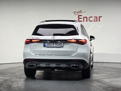 MERCEDES-BENZ GLC - 4