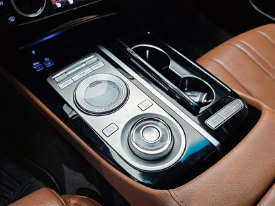 GENESIS G80 (RG3) - 9