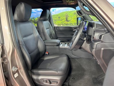 TOYOTA LAND CRUISER 250 - 8