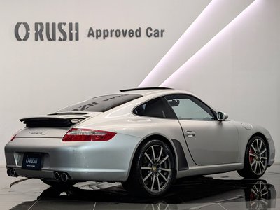 PORSCHE 911 - 4