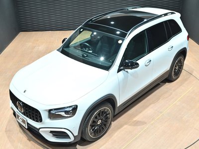 MERCEDES-BENZ GLB - 8