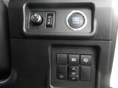TOYOTA LAND CRUISER PRADO - 10
