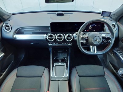 MERCEDES-BENZ GLB - 2