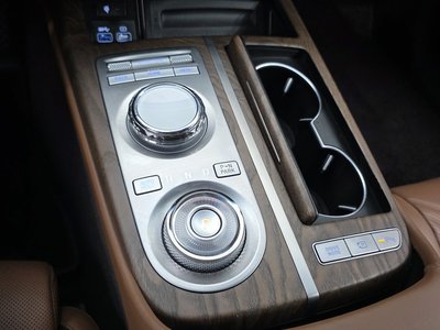 GENESIS G80 (RG3) - 9