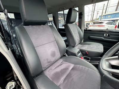 2025 Toyota LAND CRUISER 70 — миниатюра 34