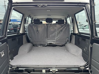 2025 Toyota LAND CRUISER 70 — миниатюра 31
