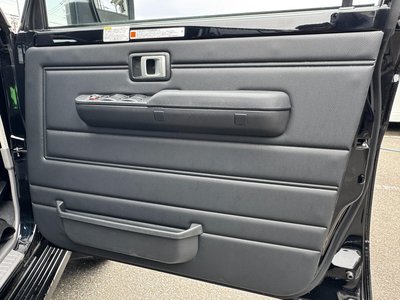 2025 Toyota LAND CRUISER 70 — миниатюра 68