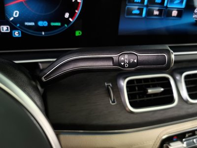 MERCEDES-BENZ GLS - 9