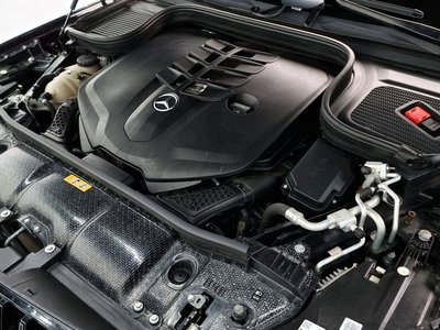 MERCEDES-BENZ GLS - 7