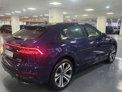 صورة 5 لـ 2023 AUDI Q8