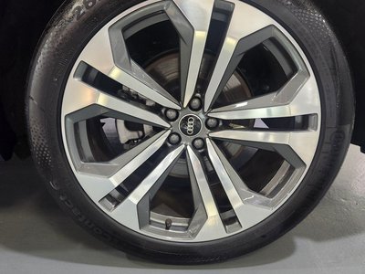 صورة 6 لـ 2023 AUDI Q8