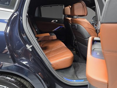 2022 BMW X6 — миниатюра 17