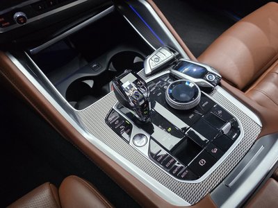 2022 BMW X6 — миниатюра 12