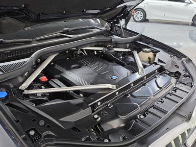 2022 BMW X6 照片 7
