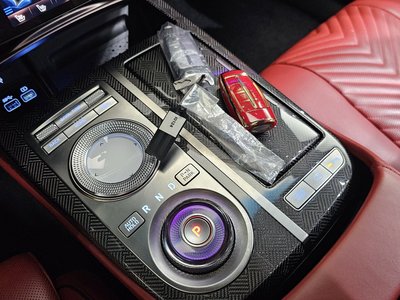 GENESIS G80 (RG3) - 9