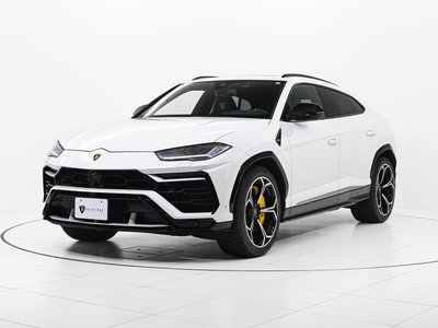LAMBORGHINI URUS - 3