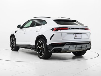 LAMBORGHINI URUS - 6