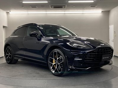 ASTON MARTIN DBX - 5