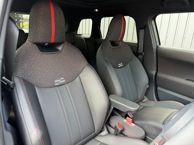 صورة 21 لـ 2025 MINI COOPER ACE MAN
