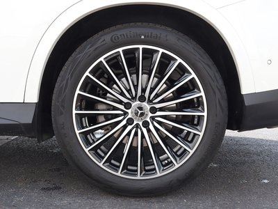 2026 Mercedes-BENZ GLC — миниатюра 15